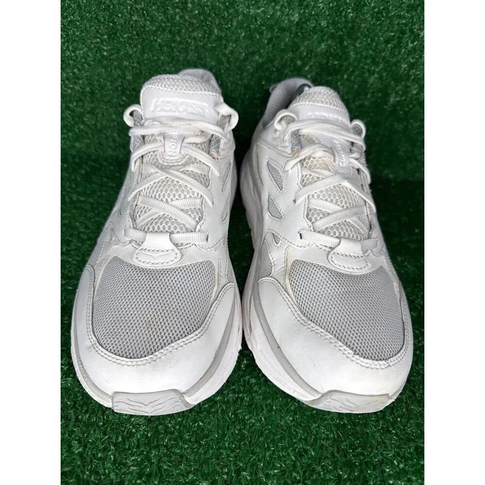 HOKA one clifton